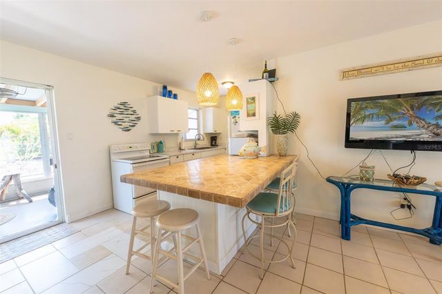 22481 HERNANDO AVENUE, Port Charlotte, FL 33952