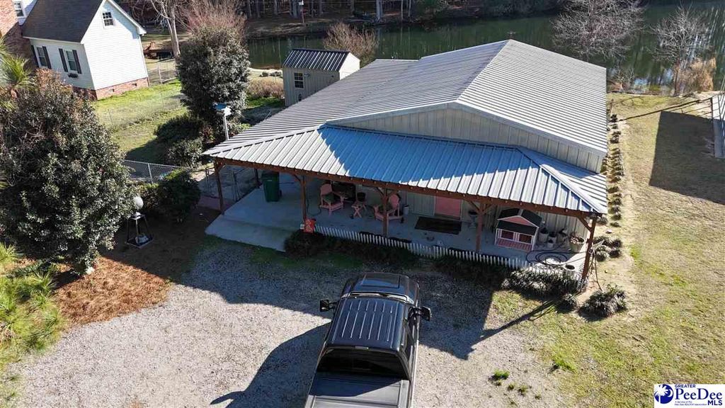 352 Lynch RD, Coward, SC 29530