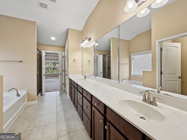 5620 Shiloh Woods Drive, Cumming, GA 30040
