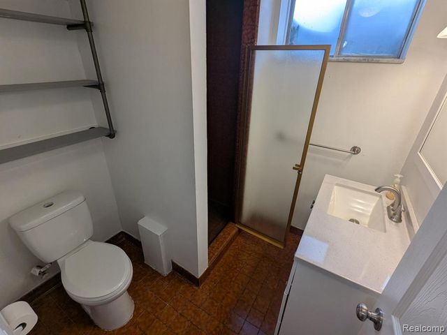 5155 Greenview, Clarkston, MI 48348