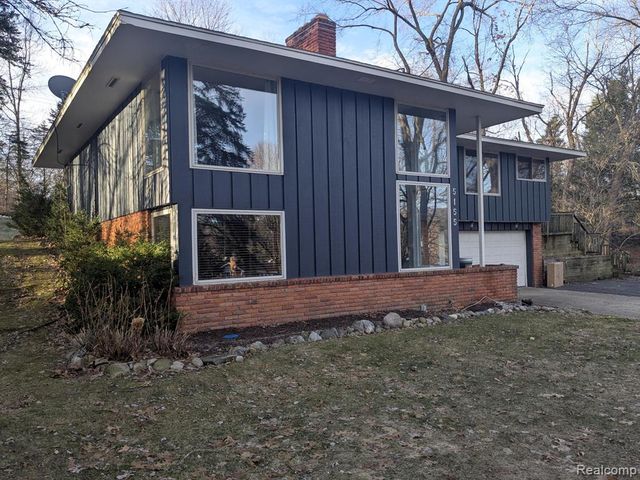 5155 Greenview, Clarkston, MI 48348