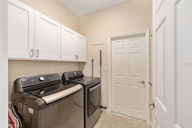 8566 SW 79TH AVENUE, Ocala, FL 34476