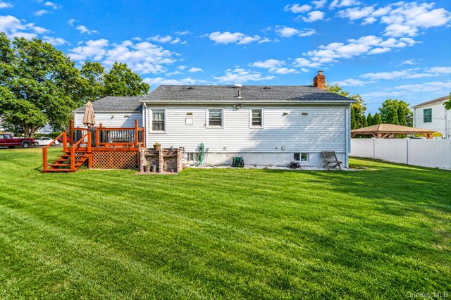 1477 6th Street, West Babylon, NY 11704