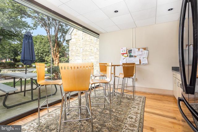 1910 HARRINGTON DR, Lancaster, PA 17601