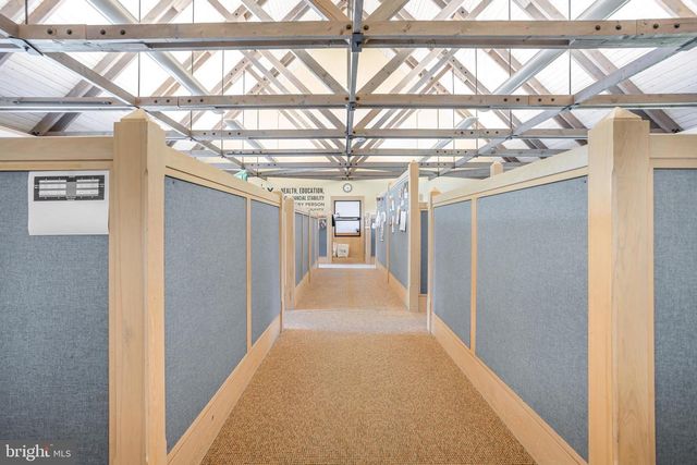 1910 HARRINGTON DR, Lancaster, PA 17601