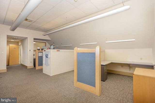 1910 HARRINGTON DR, Lancaster, PA 17601