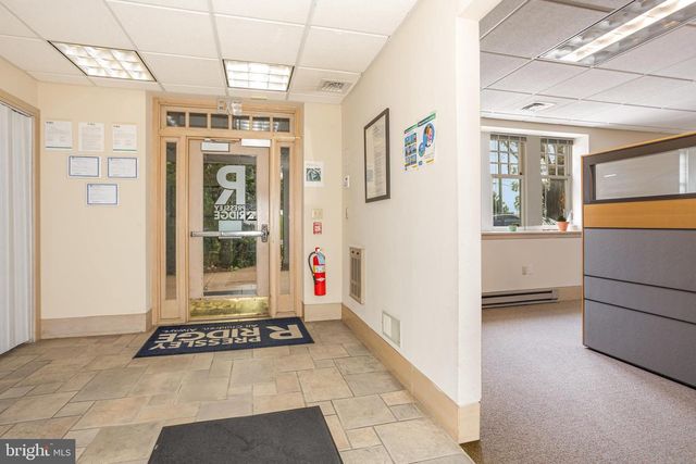 1910 HARRINGTON DR, Lancaster, PA 17601