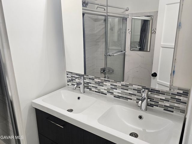 1132 W Ave P-14, Palmdale, CA 93551