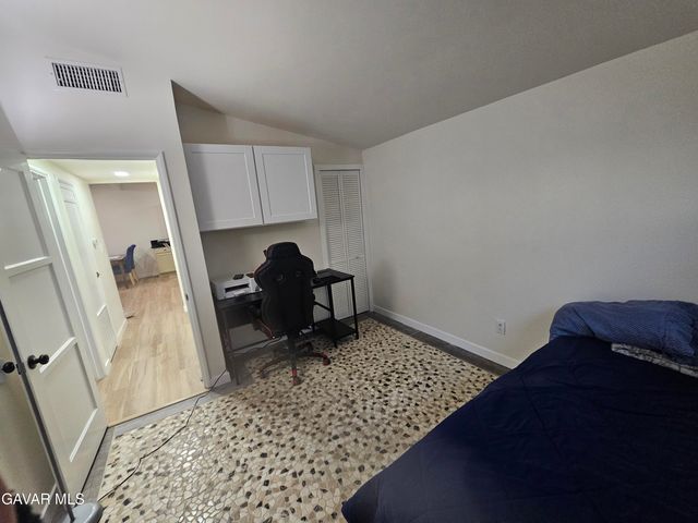 1132 W Ave P-14, Palmdale, CA 93551