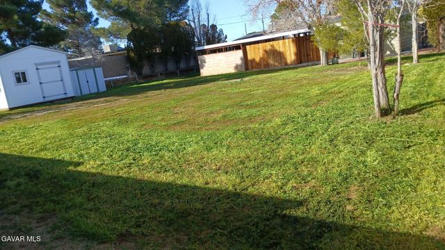 1132 W Ave P-14, Palmdale, CA 93551