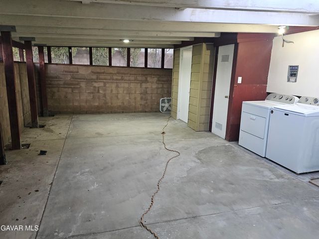 1132 W Ave P-14, Palmdale, CA 93551