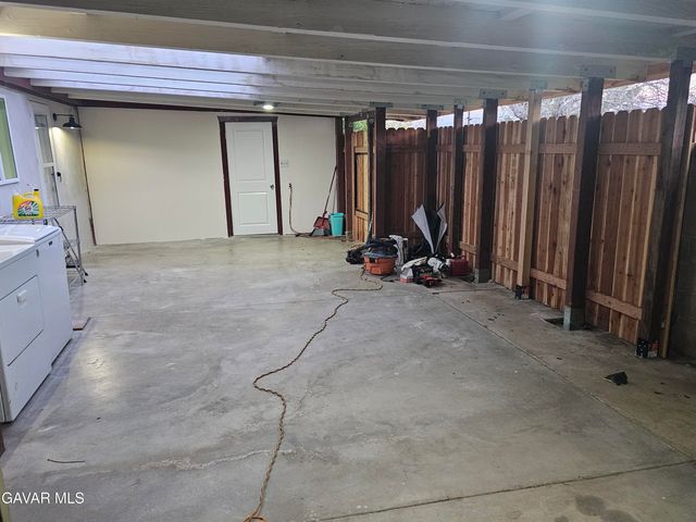 1132 W Ave P-14, Palmdale, CA 93551