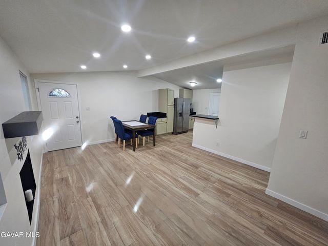 1132 W Ave P-14, Palmdale, CA 93551