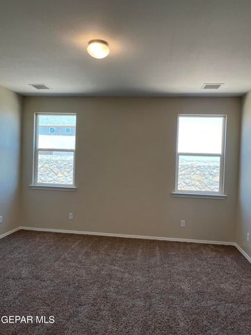 7353 Norte Grande Drive, El Paso, TX 79934