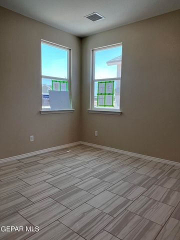 7353 Norte Grande Drive, El Paso, TX 79934