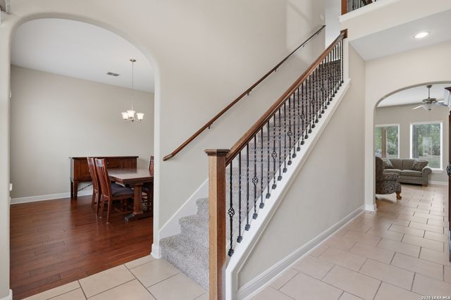 146 Sunrise Hill, Castroville, TX 78009