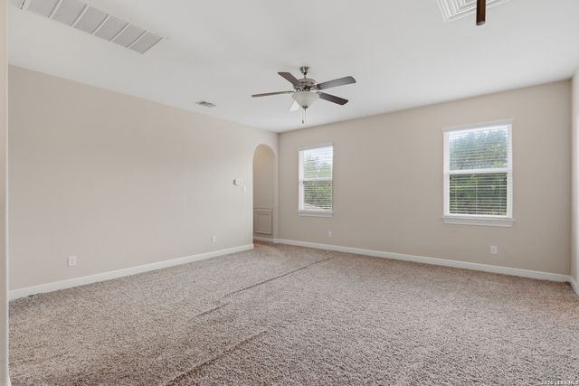 146 Sunrise Hill, Castroville, TX 78009