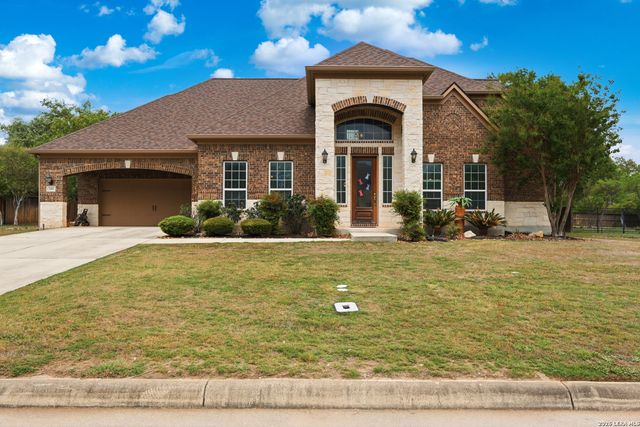 146 Sunrise Hill, Castroville, TX 78009