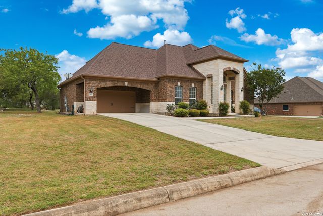 146 Sunrise Hill, Castroville, TX 78009