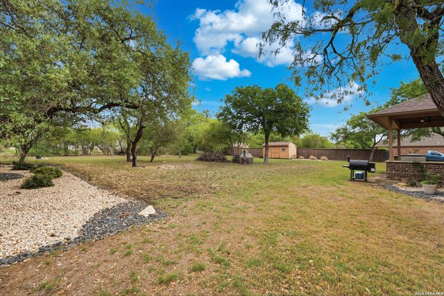 146 Sunrise Hill, Castroville, TX 78009