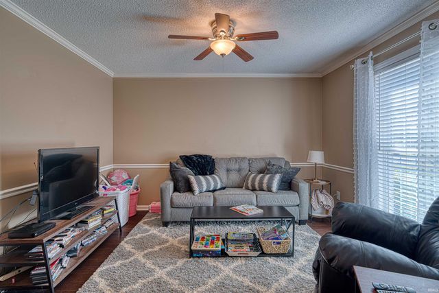 700 Brookshire Drive, Evansville, IN 47715