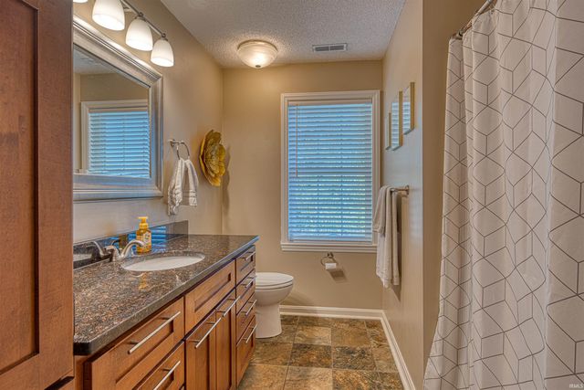 700 Brookshire Drive, Evansville, IN 47715