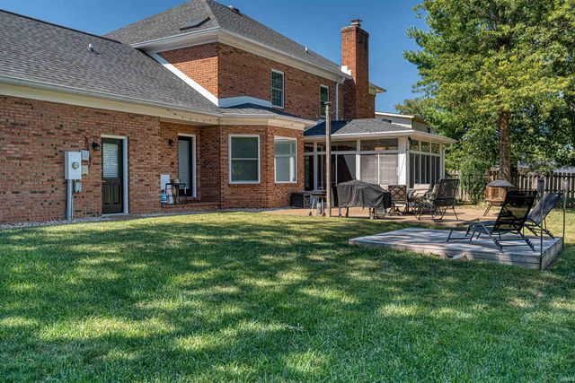 700 Brookshire Drive, Evansville, IN 47715