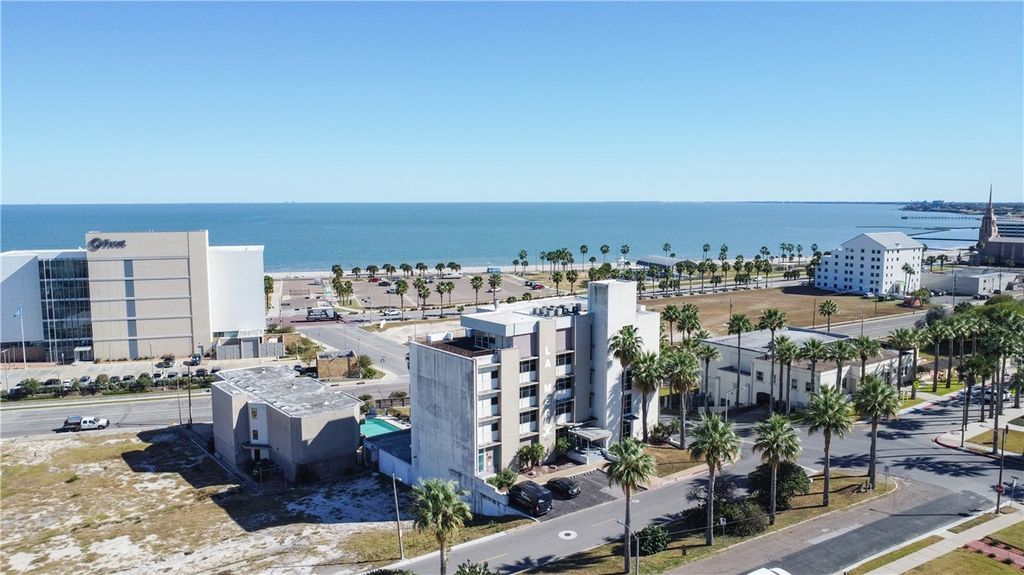 520 S Chaparral St 204, Corpus Christi, TX 78401 — photo 5