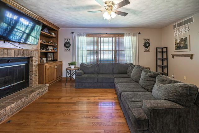 4102 AVENIEL Court, Millcreek, PA 16506