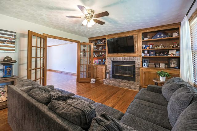 4102 AVENIEL Court, Millcreek, PA 16506