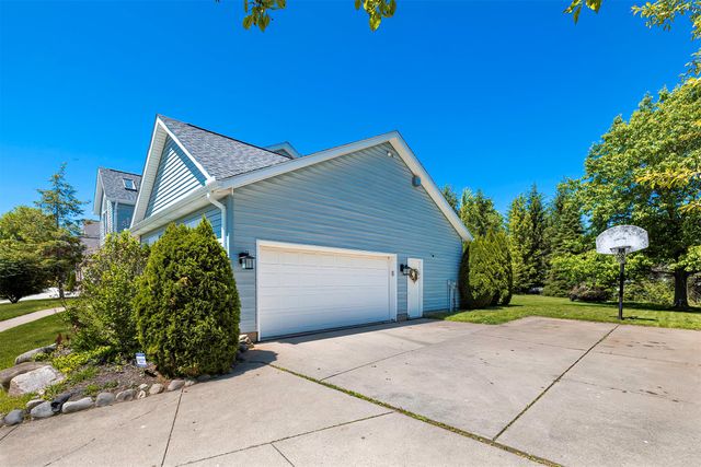 4102 AVENIEL Court, Millcreek, PA 16506