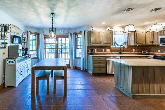 4102 AVENIEL Court, Millcreek, PA 16506