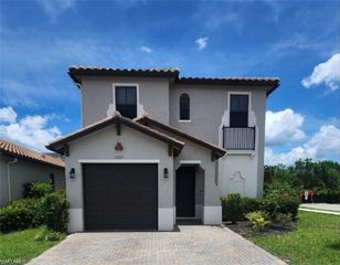 9015 Madrid CIR, Naples, FL 34104