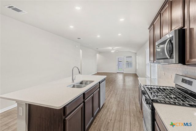 516 Loriner Way, Liberty Hill, TX 78642