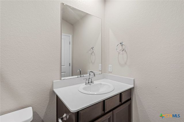 516 Loriner Way, Liberty Hill, TX 78642