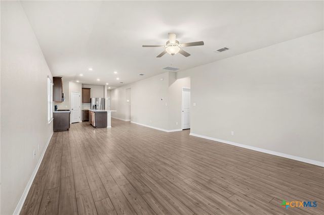 516 Loriner Way, Liberty Hill, TX 78642