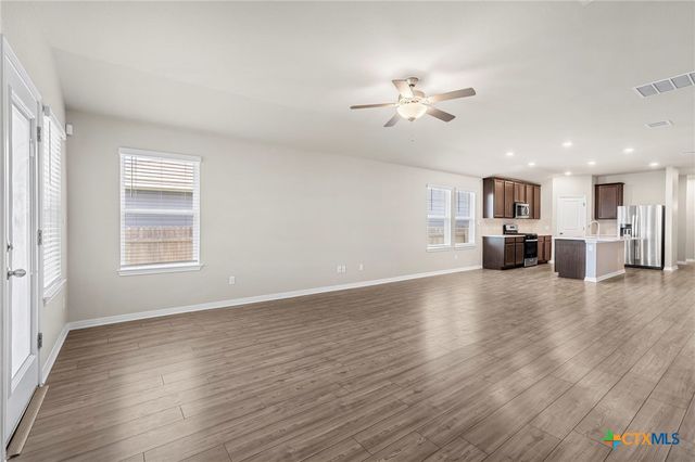 516 Loriner Way, Liberty Hill, TX 78642