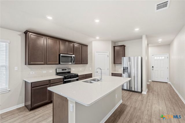516 Loriner Way, Liberty Hill, TX 78642