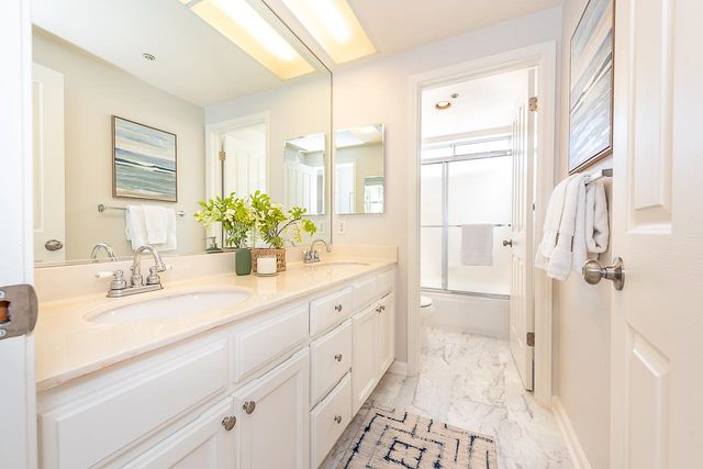 2911 Seriana Pl, Union City, CA 94587