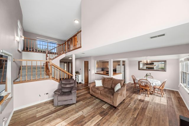 16200 Bormet Drive, Tinley Park, IL 60477