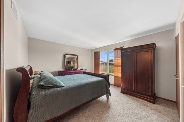 16200 Bormet Drive, Tinley Park, IL 60477