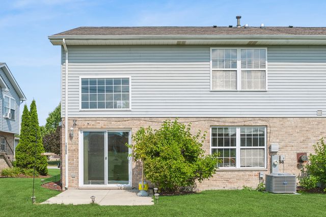 16200 Bormet Drive, Tinley Park, IL 60477