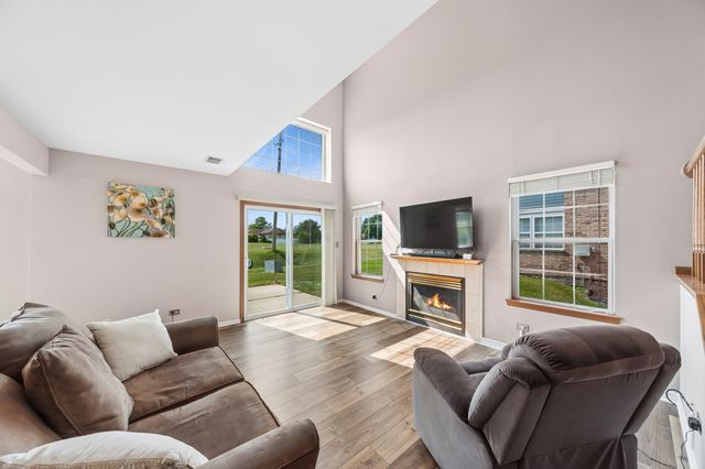 16200 Bormet Drive, Tinley Park, IL 60477