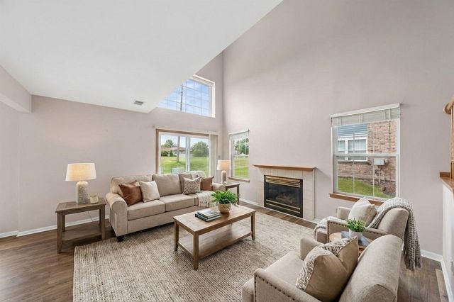 16200 Bormet Drive, Tinley Park, IL 60477