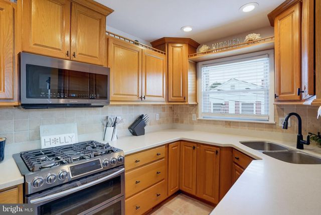 2306 ALISTER DR, Wilmington, DE 19808