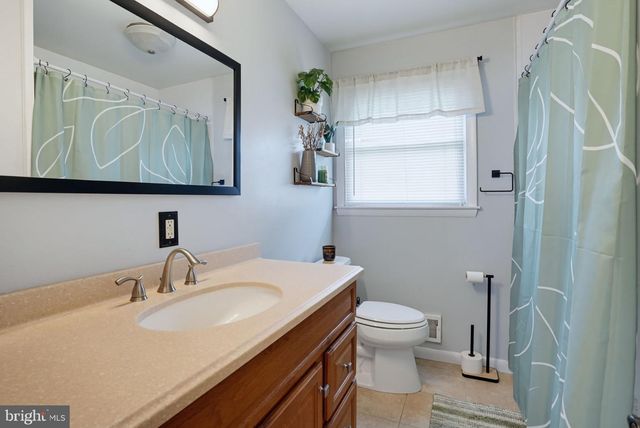 2306 ALISTER DR, Wilmington, DE 19808