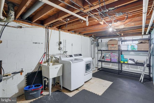 2306 ALISTER DR, Wilmington, DE 19808