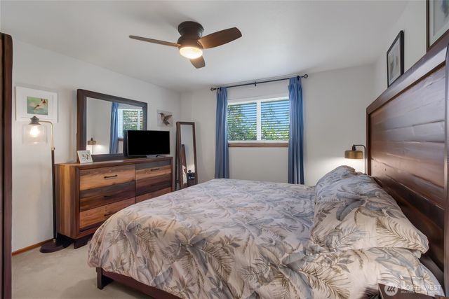 611 13th St SW, Puyallup, WA 98371
