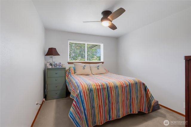 611 13th St SW, Puyallup, WA 98371