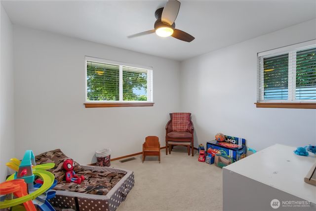 611 13th St SW, Puyallup, WA 98371